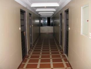 Rn Holidays Hotel Ooty Bagian luar foto